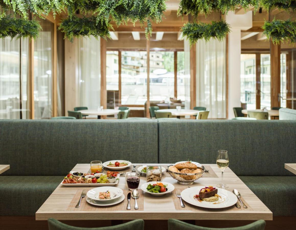 Falkensteiner Family Hotel Sonnenalpe 索内纳尔佩·纳斯费尔德 外观 照片