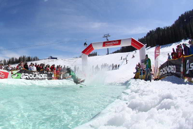 Falkensteiner Family Hotel Sonnenalpe 索内纳尔佩·纳斯费尔德 外观 照片