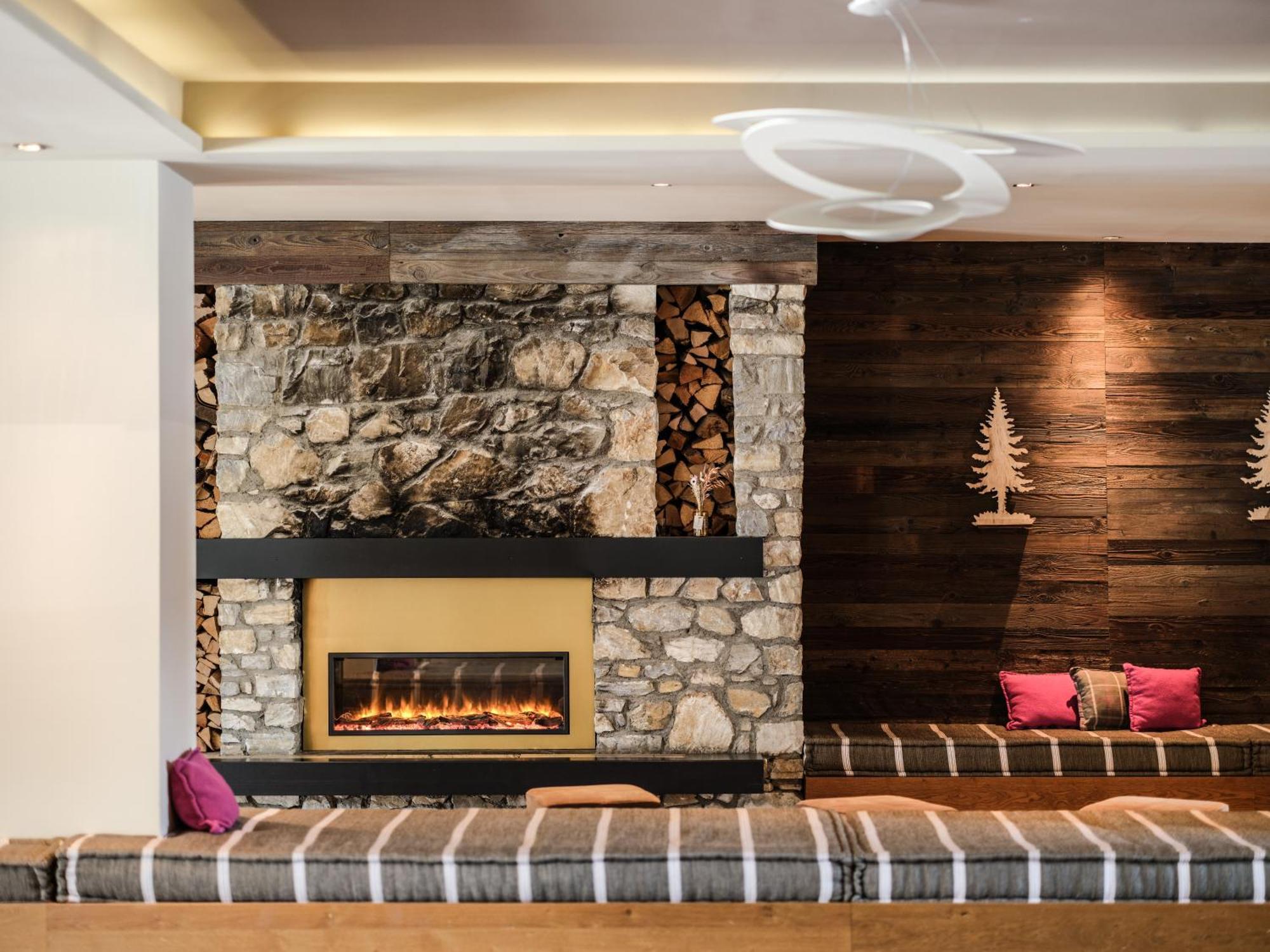 Falkensteiner Family Hotel Sonnenalpe 索内纳尔佩·纳斯费尔德 外观 照片