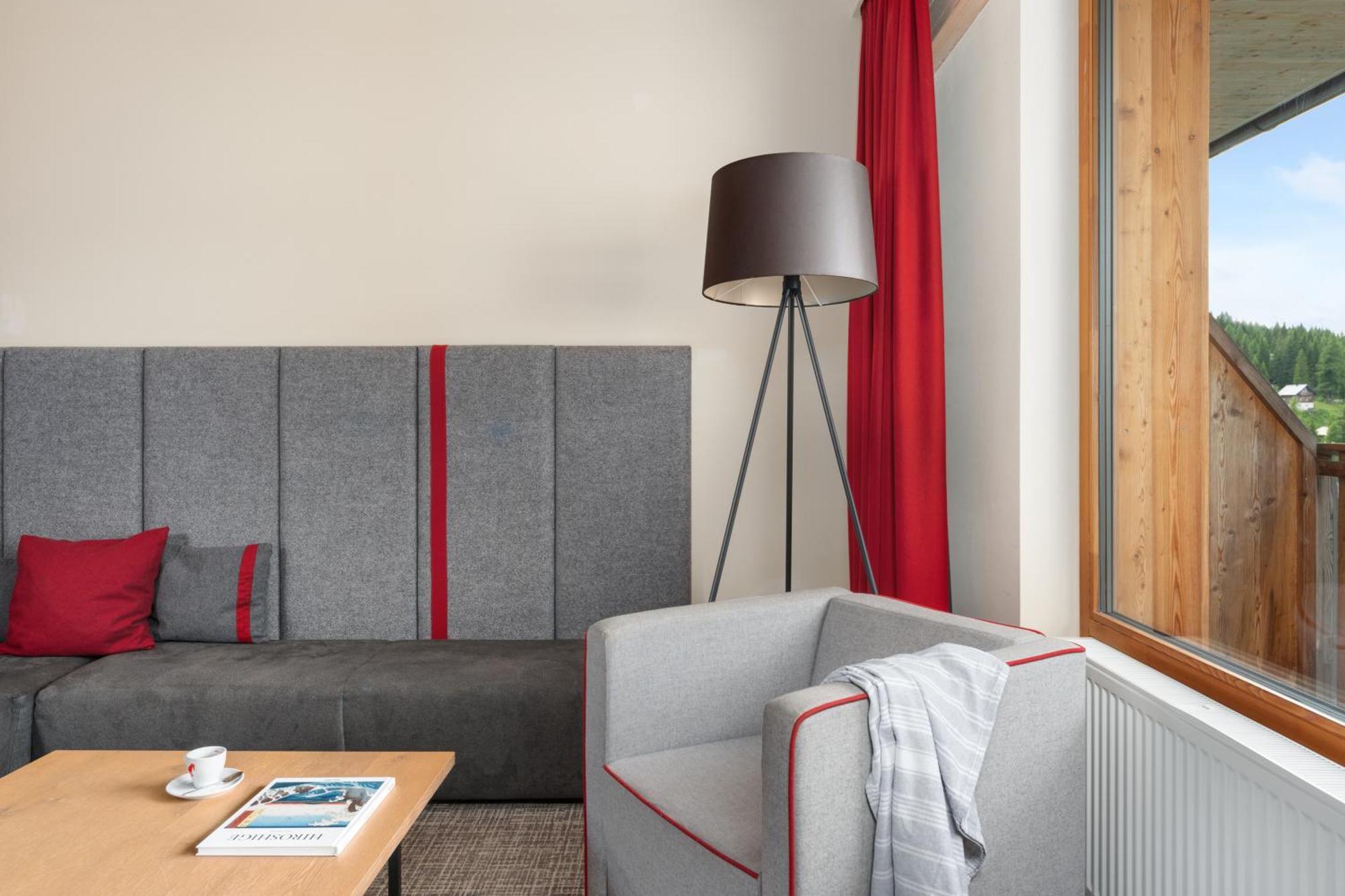 Falkensteiner Family Hotel Sonnenalpe 索内纳尔佩·纳斯费尔德 外观 照片