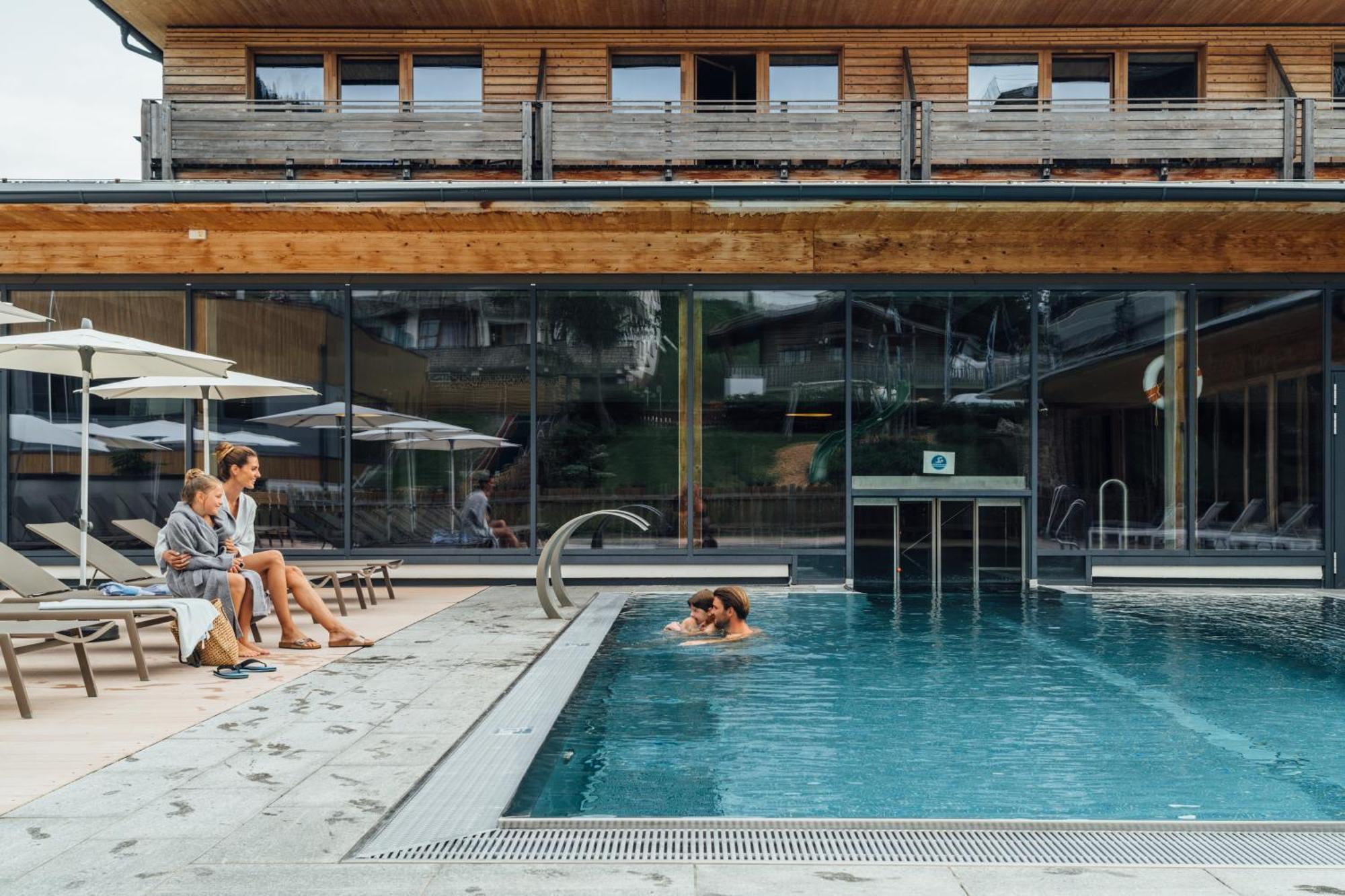 Falkensteiner Family Hotel Sonnenalpe 索内纳尔佩·纳斯费尔德 外观 照片
