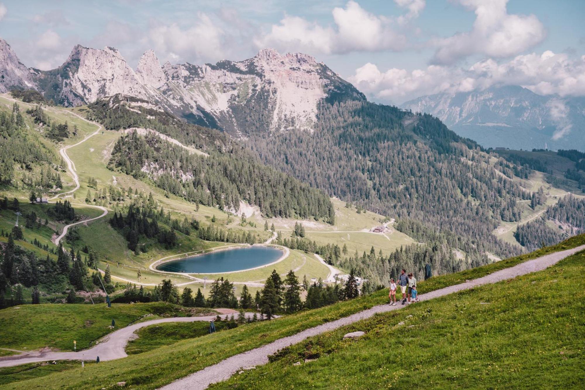 Falkensteiner Family Hotel Sonnenalpe 索内纳尔佩·纳斯费尔德 外观 照片