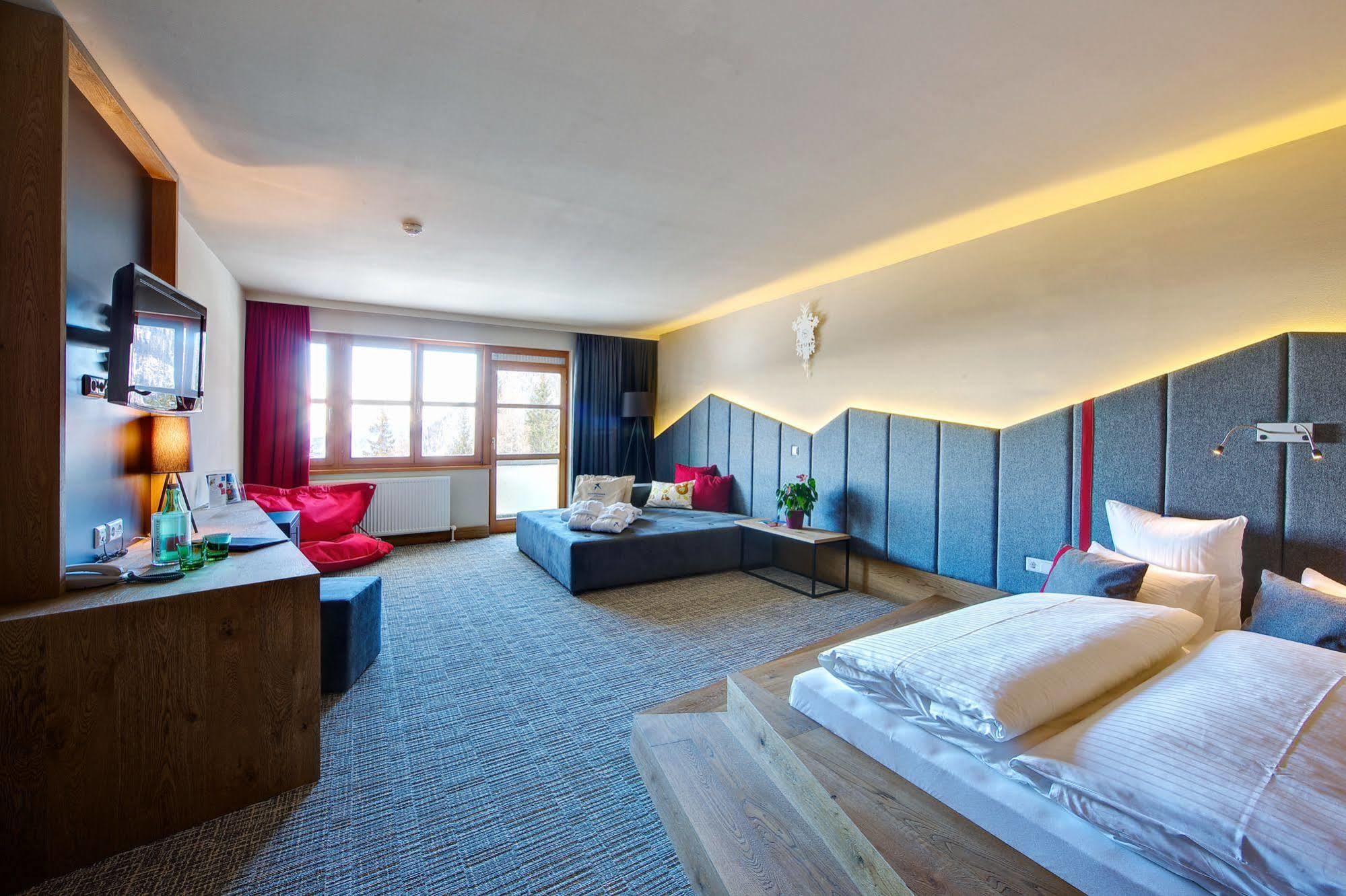 Falkensteiner Family Hotel Sonnenalpe 索内纳尔佩·纳斯费尔德 外观 照片
